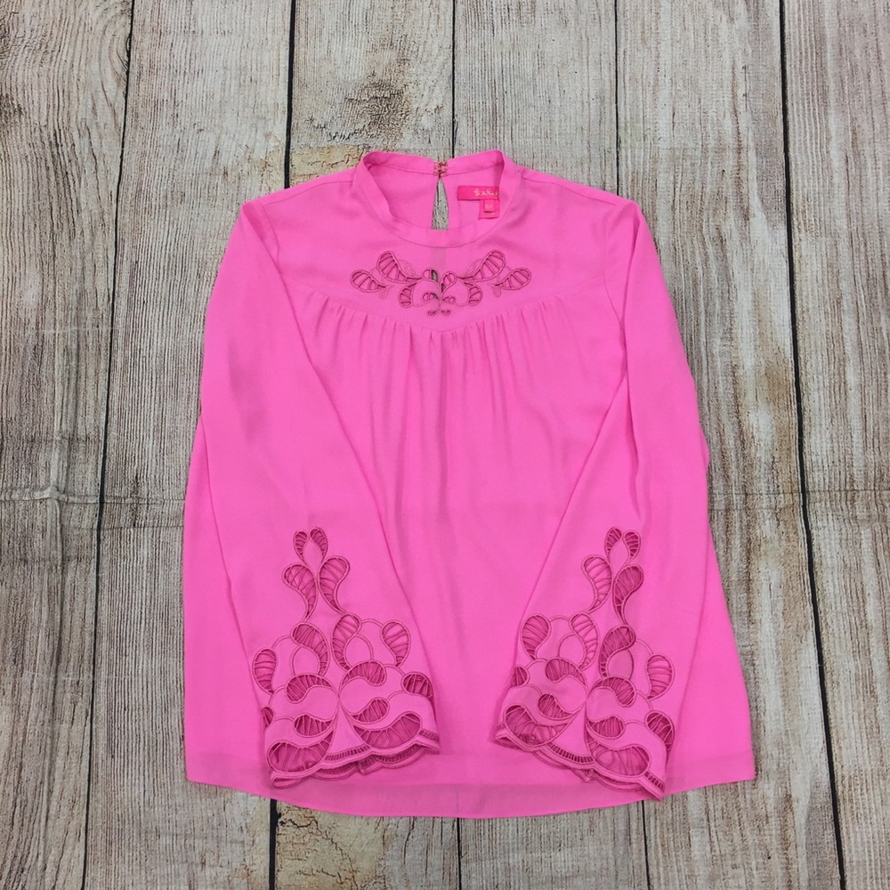 😍 Lilly Pulitzer Hot Pink Long sleeves Top with bell sleeves Size XXS